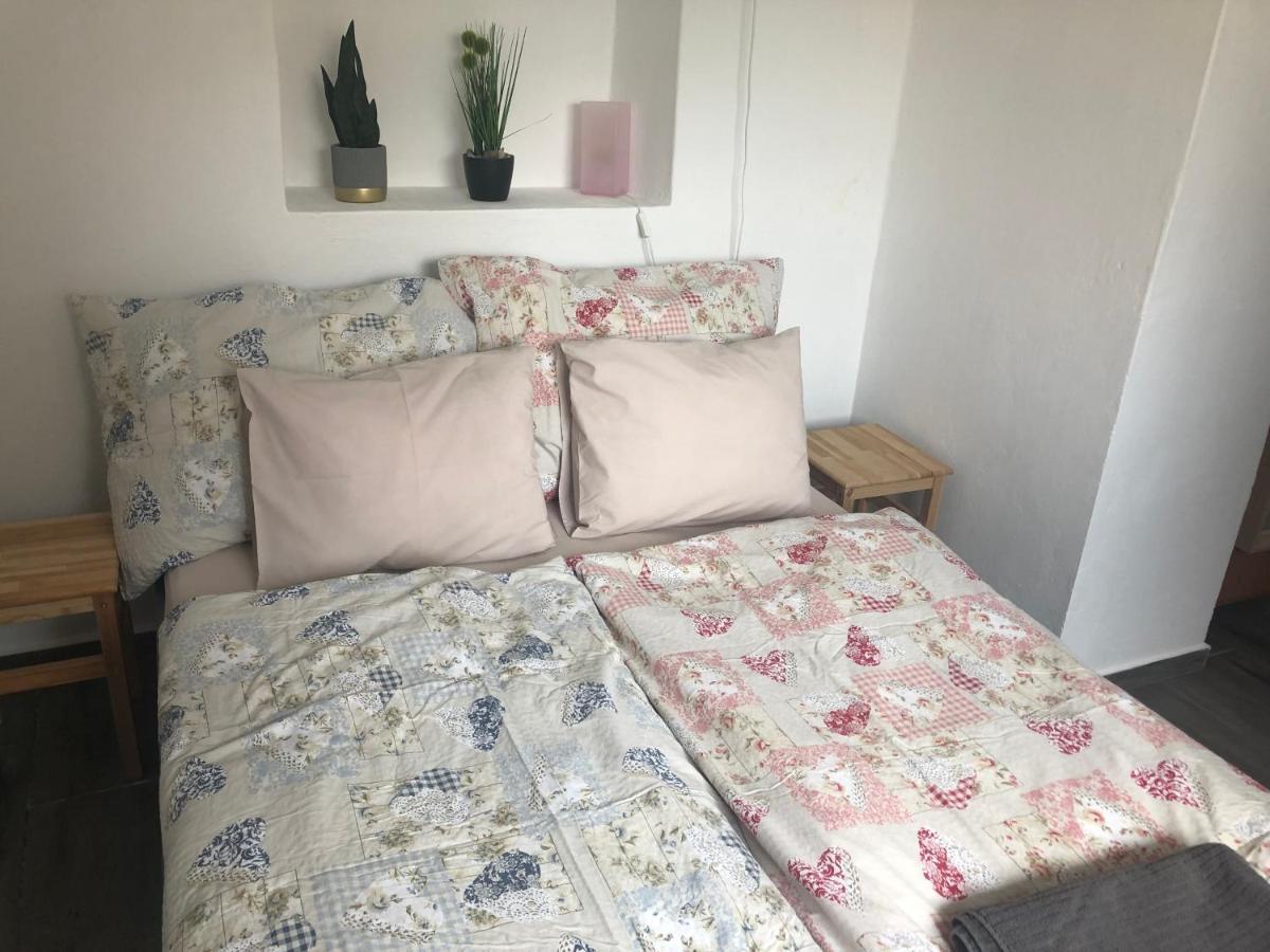 Dália apartman Gyömrő Gyomro Exterior foto